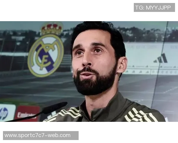 菲戈谈皇马换帅决定呼吁支持阿韦洛亚完成赛季挑战